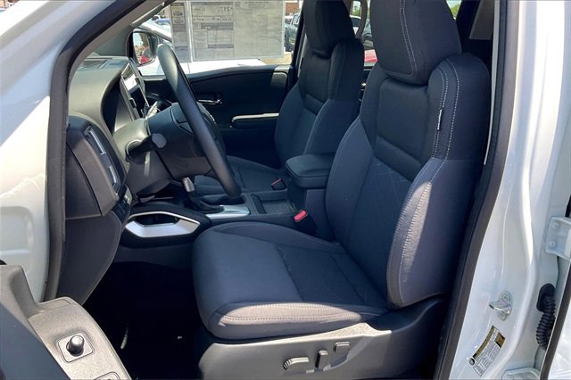 New 2025 Nissan Frontier SV image 7