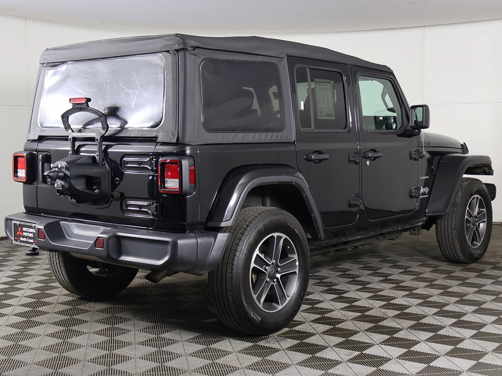 Used 2023 Jeep Wrangler Unlimited Sahara AWD/4WD image 8