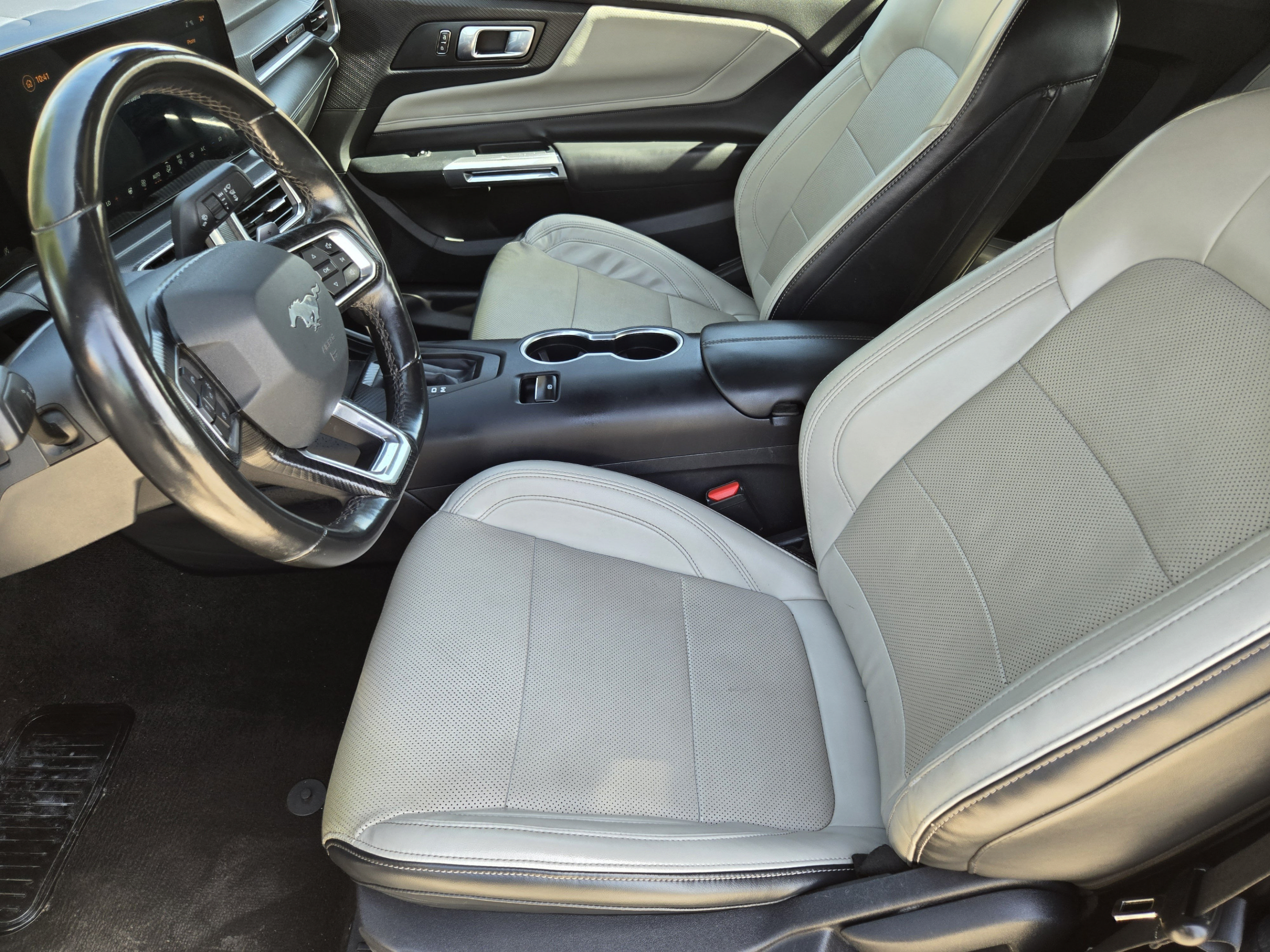 Used 2024 Ford Mustang GT Premium RWD image 9