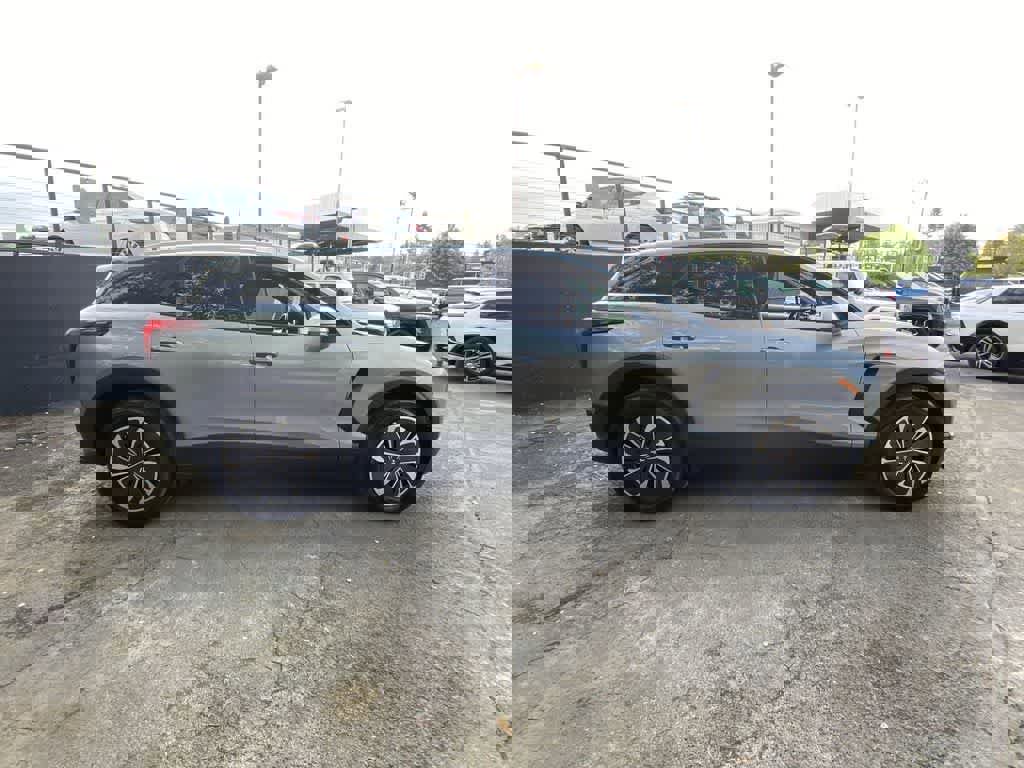 Used 2024 Chevrolet Blazer EV LT AWD/4WD image 7