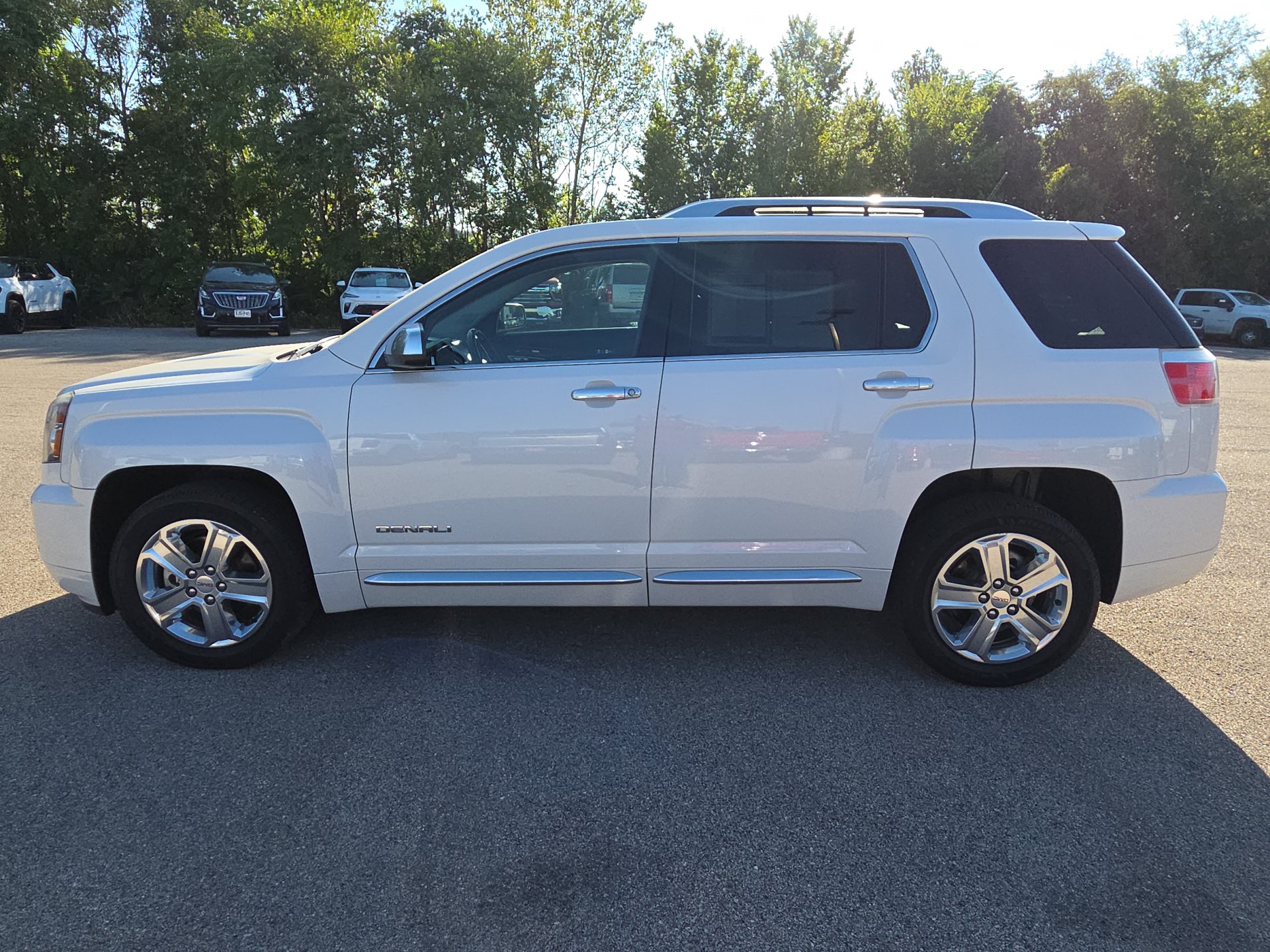Used 2017 GMC Terrain Denali AWD/4WD image 5