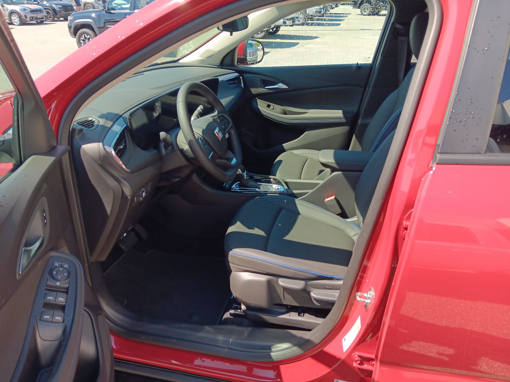 New 2026 Buick Encore GX Sport Touring FWD image 7