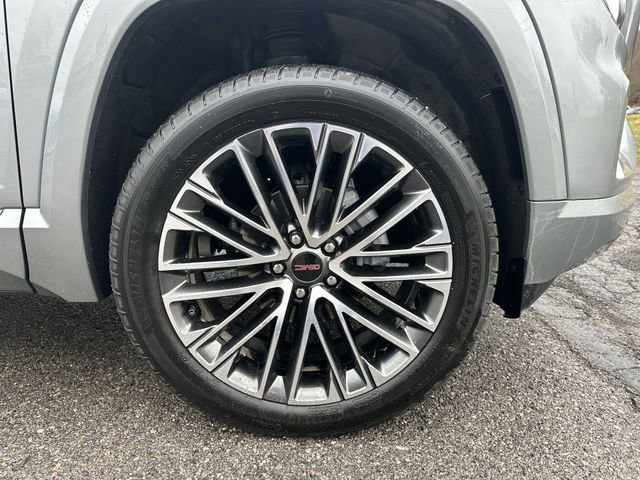 Used 2026 GMC Terrain Denali w/ LPO, Black Badging Package image 21