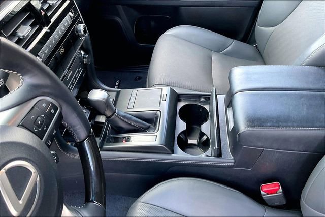 Used 2023 Lexus GX 460 Premium w/ Accessory Package image 13