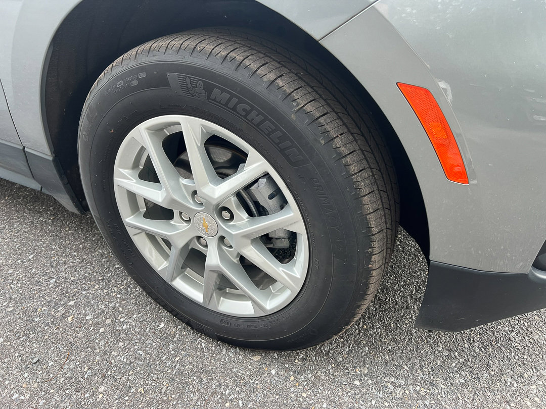 Used 2023 Chevrolet Equinox LS w/ LS Convenience Package image 8