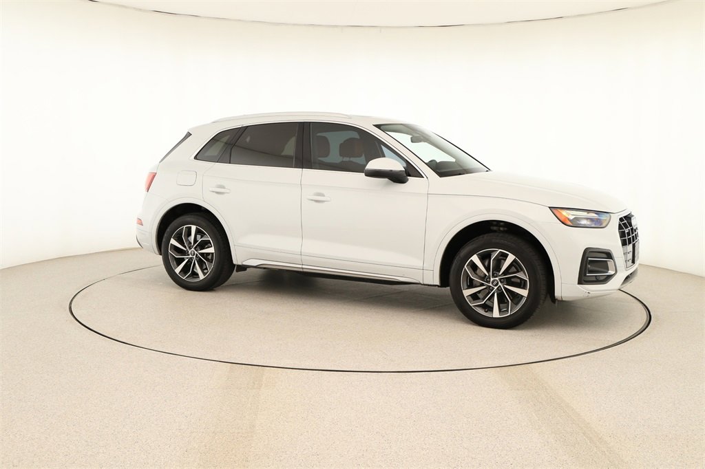 Used 2021 Audi Q5 2.0T Premium w/ Convenience Package image 9