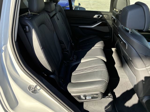 Used 2025 BMW X7 xDrive40i image 35