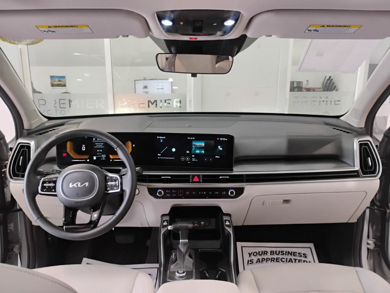 Used 2025 Kia Sorento S w/ Panoramic Sunroof Package FWD image 65