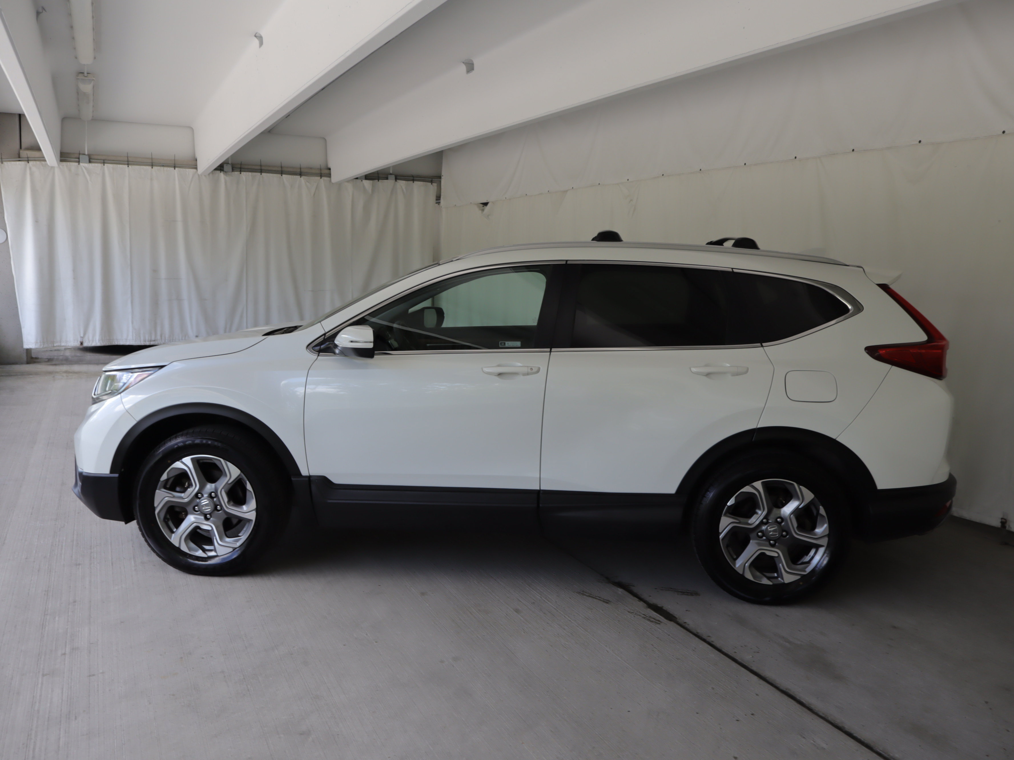 Used 2018 Honda CR-V EX image 25