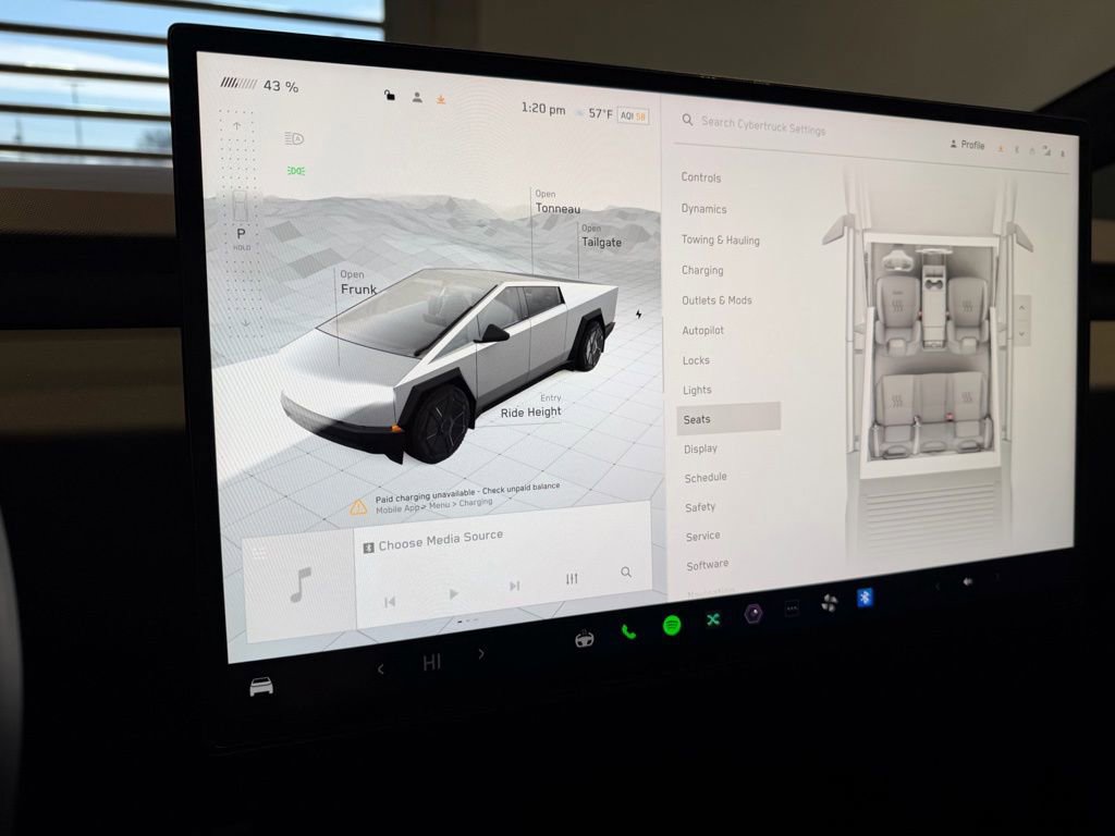 Used 2024 Tesla Cybertruck AWD Crew Cab image 26