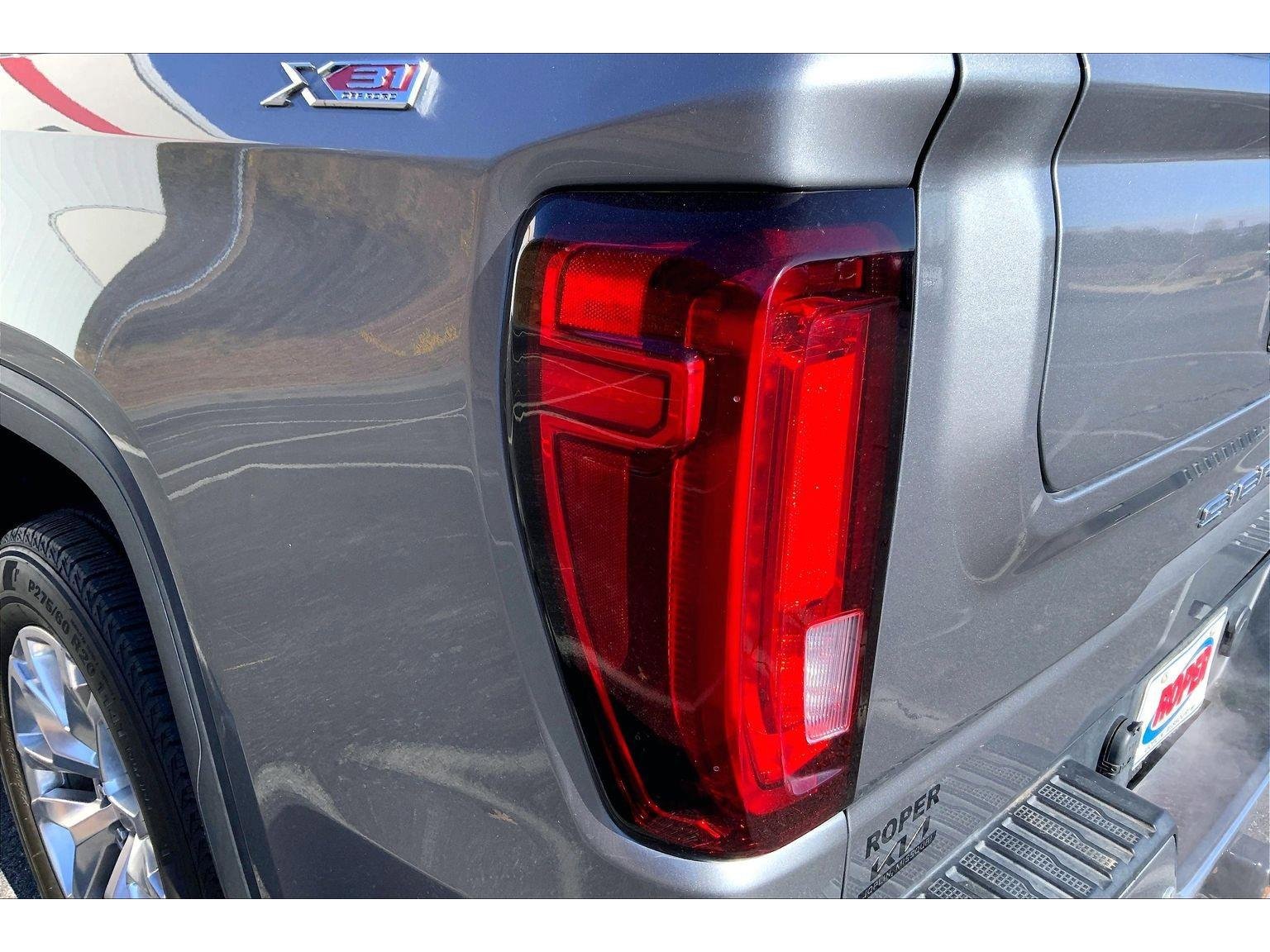Used 2022 GMC Sierra 1500 SLT w/ SLT Premium Plus Package image 29