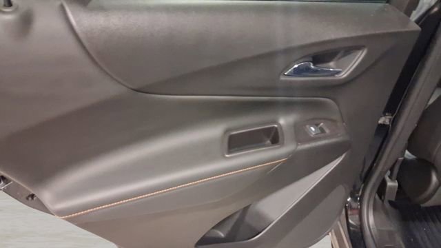 Used 2021 Chevrolet Equinox Premier FWD image 22