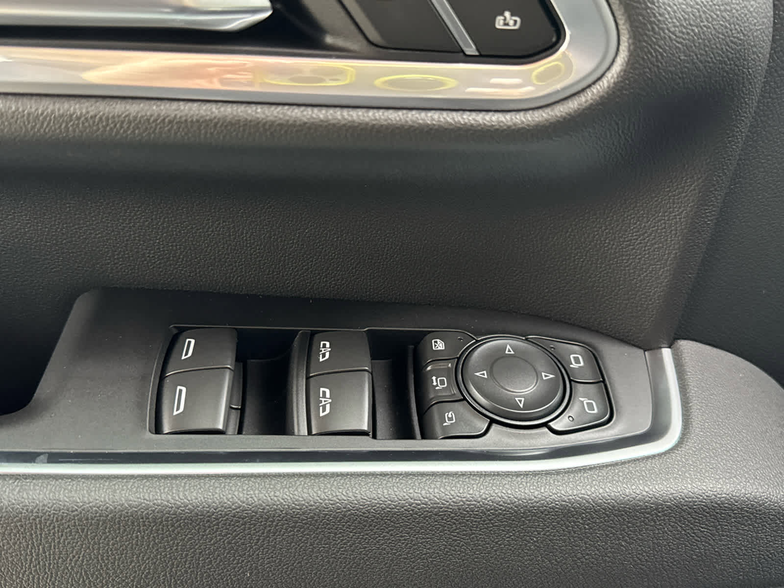 New 2026 Chevrolet Silverado 3500 LTZ w/ LTZ Convenience Package image 12