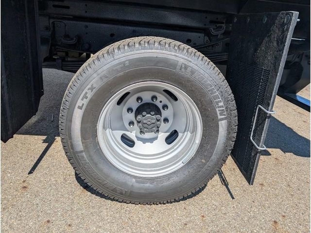 New 2025 Ford F350 XL w/ XL Chrome Package image 25