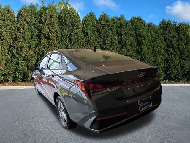 Certified 2026 Hyundai Elantra SE FWD image 6