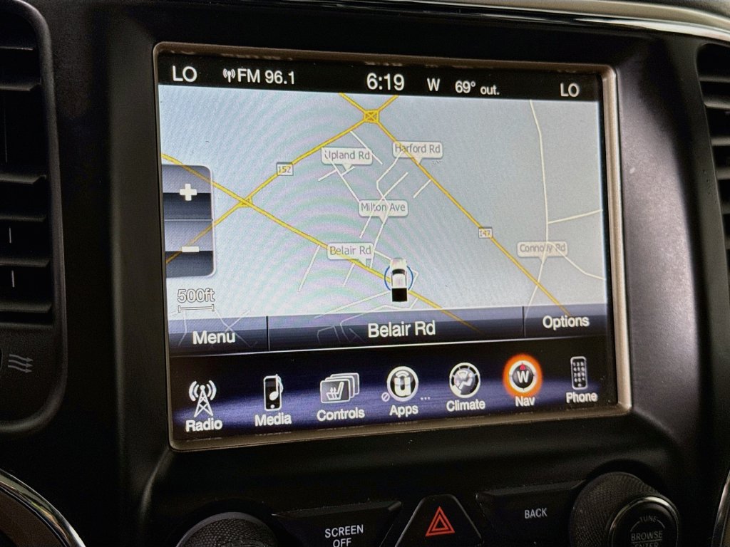 Used 2015 Jeep Grand Cherokee Overland w/ Advanced Technology Group AWD/4WD image 5