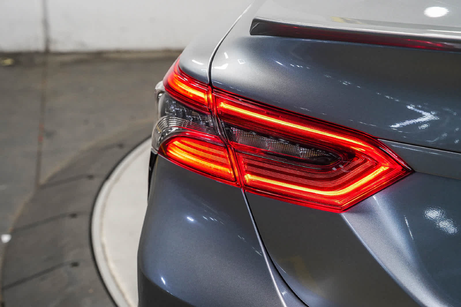 Used 2024 Toyota Camry XSE FWD image 11