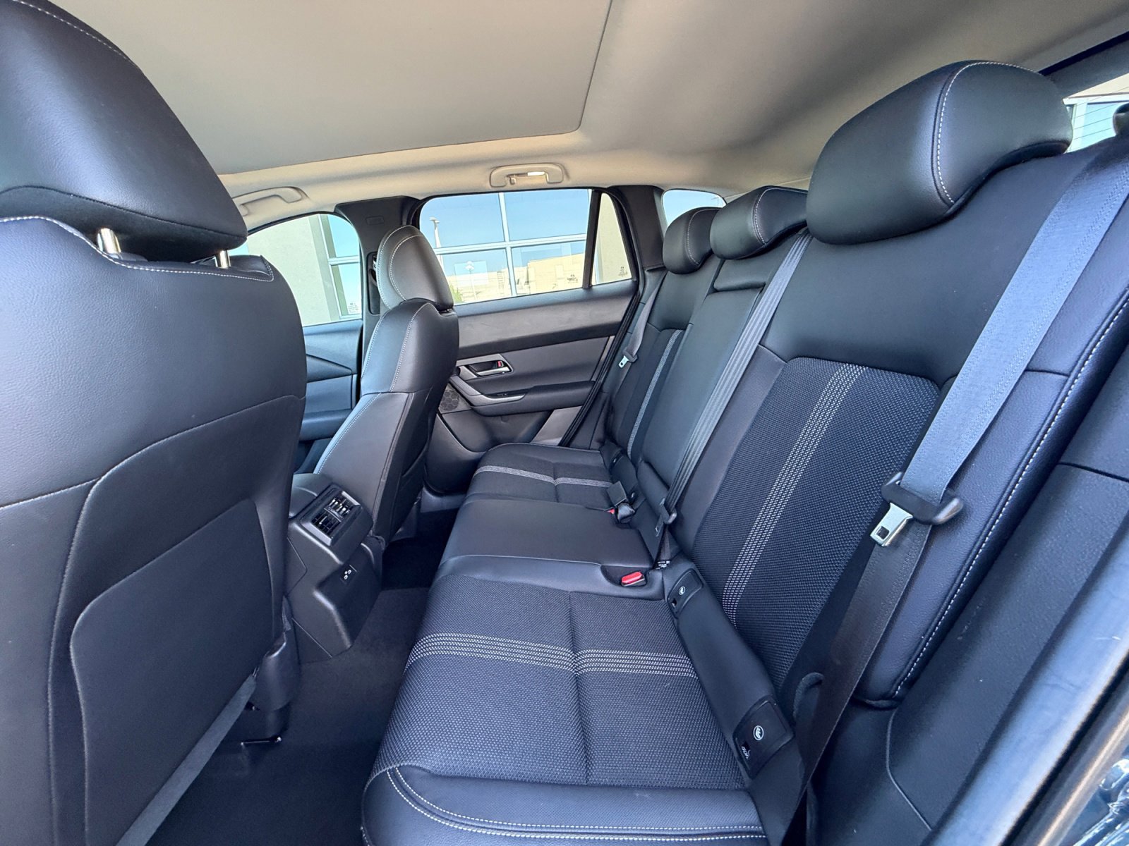 Used 2023 Volkswagen ID.4 Pro RWD image 17