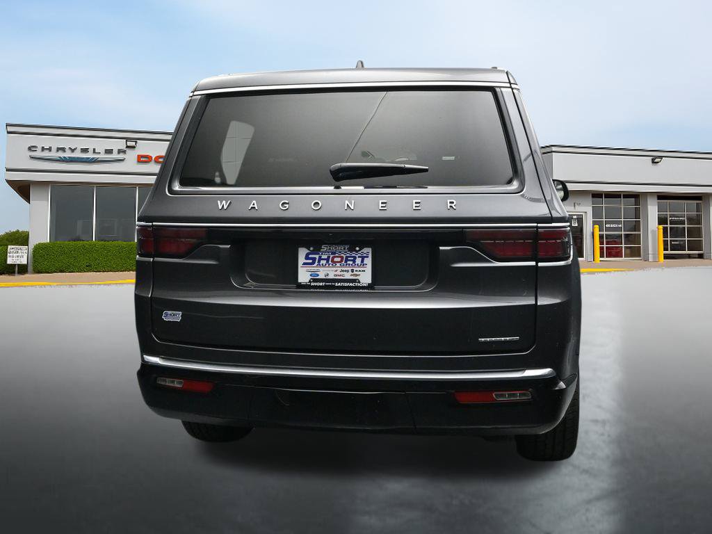 Used 2024 Jeep Wagoneer Series II w/ Flexible Seating Group AWD/4WD image 4