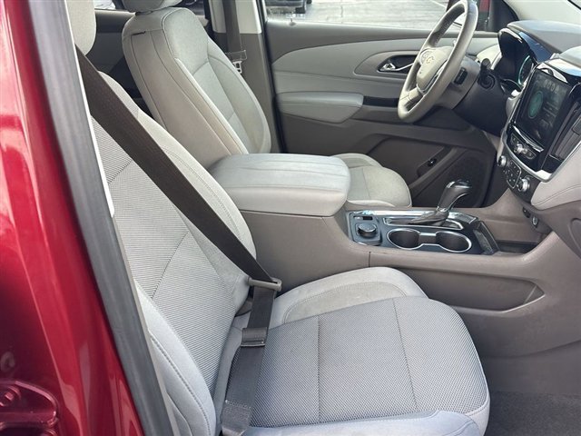 Used 2018 Chevrolet Traverse LT image 26
