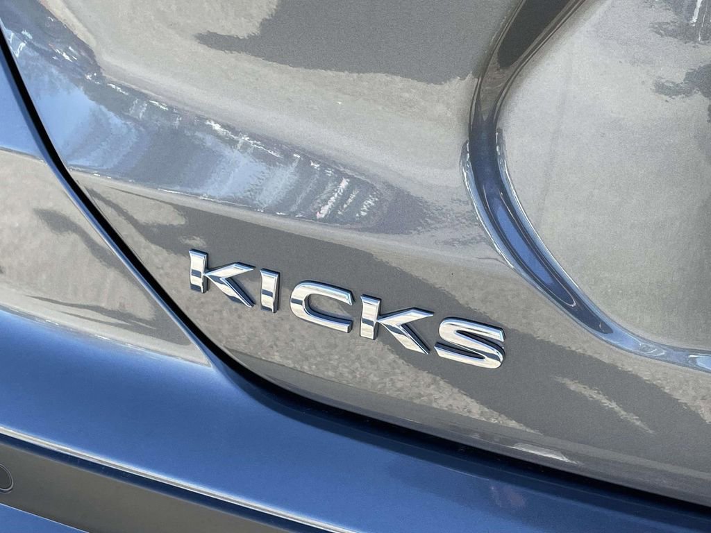 Used 2025 Nissan Kicks Play S image 8