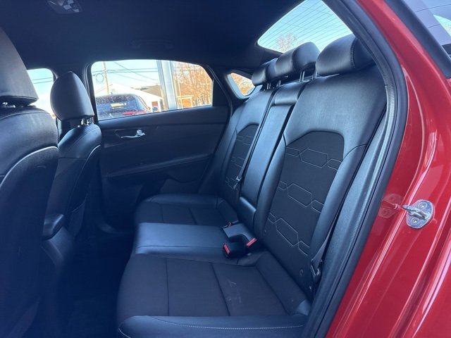 Used 2023 Kia Forte GT-Line image 11