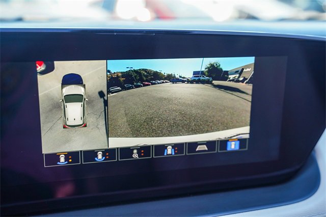 Used 2024 Buick Encore GX Avenir w/ Avenir Technology Package image 26