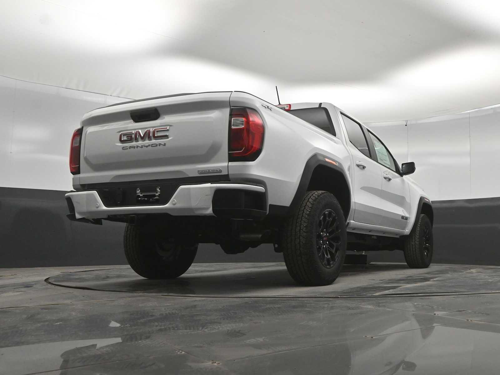 New 2026 GMC Canyon Elevation AWD/4WD image 38