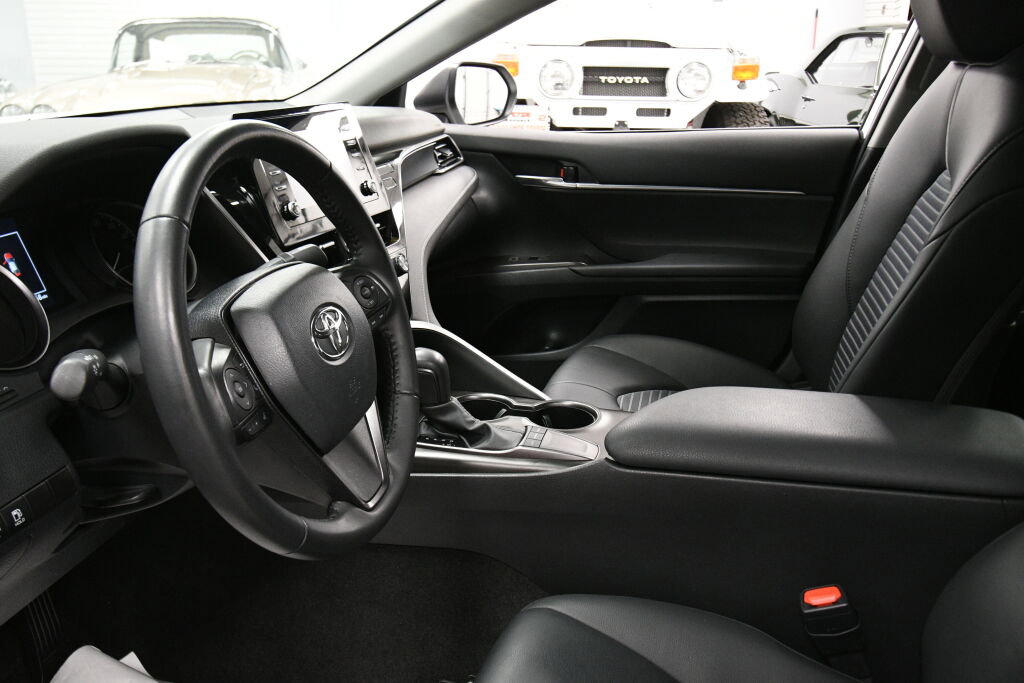 Certified 2024 Toyota Camry SE image 18