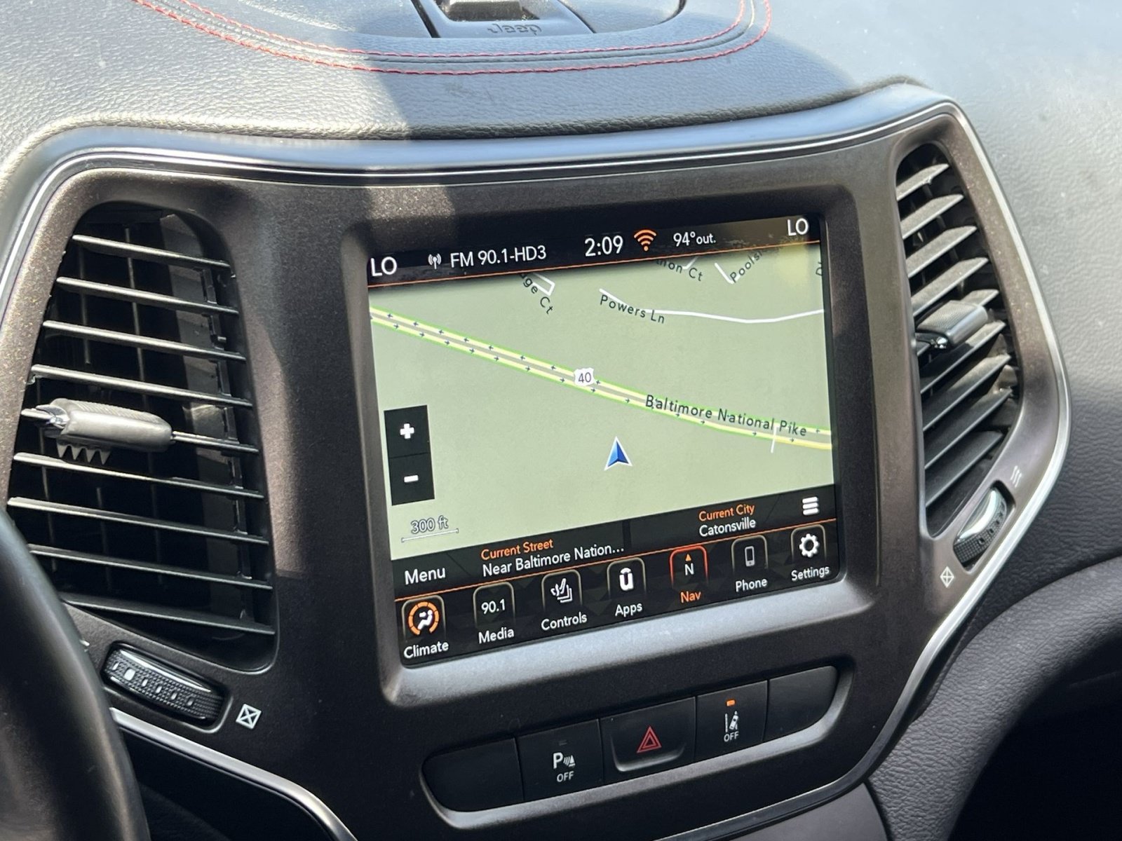Used 2021 Jeep Cherokee Trailhawk w/ Sun, Sound & Nav Group AWD/4WD image 25