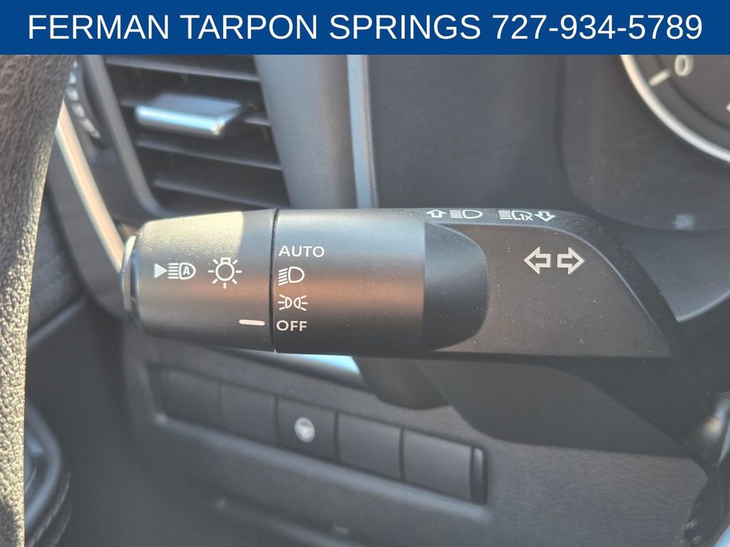 Used 2023 Nissan Rogue SV image 33