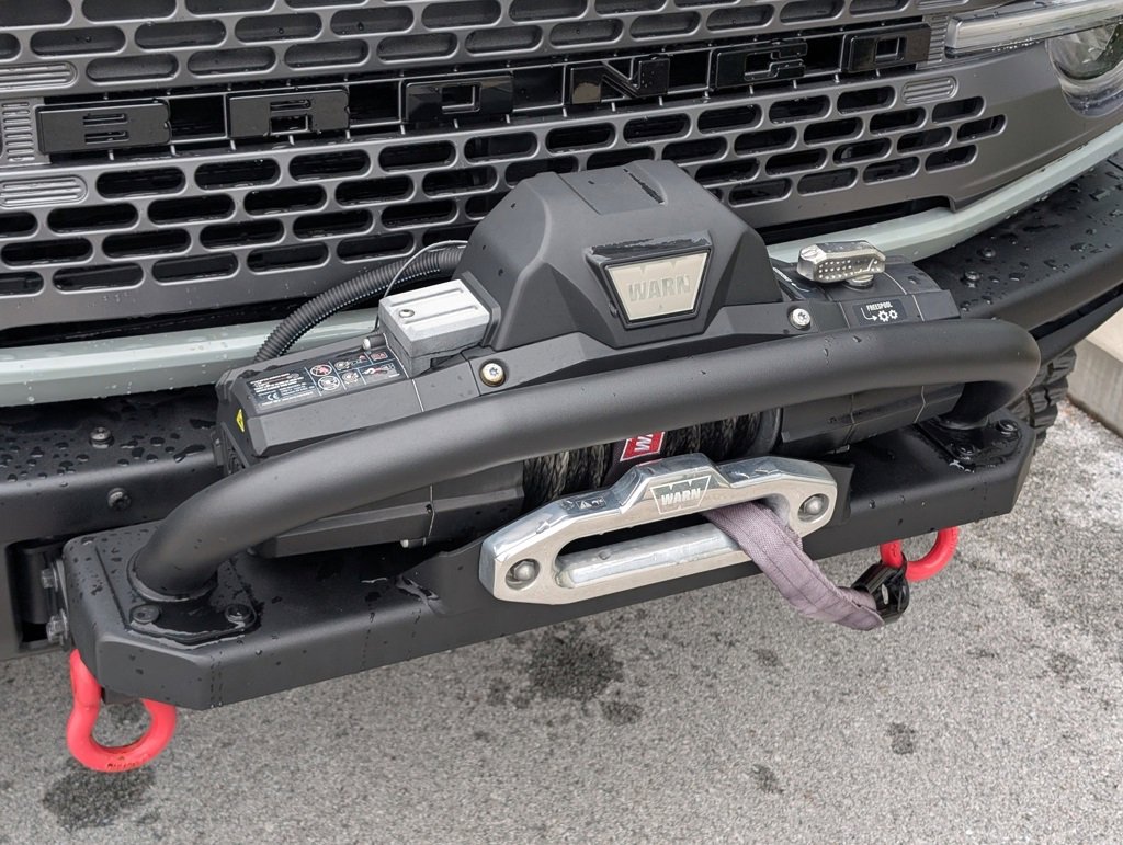 Used 2024 Ford Bronco Everglades image 29