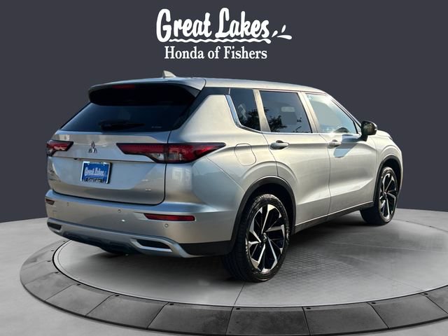 Used 2024 Mitsubishi Outlander SE AWD/4WD image 5