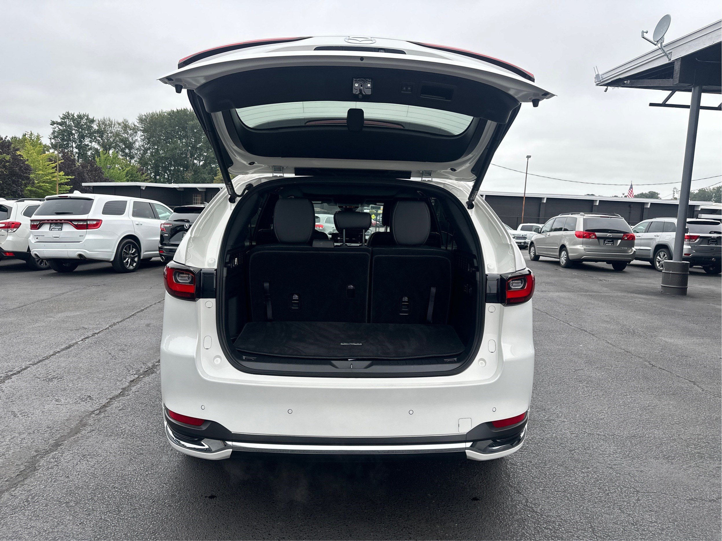 Certified 2026 MAZDA CX-90 3.3 Turbo S w/ Premium Plus AWD/4WD image 11