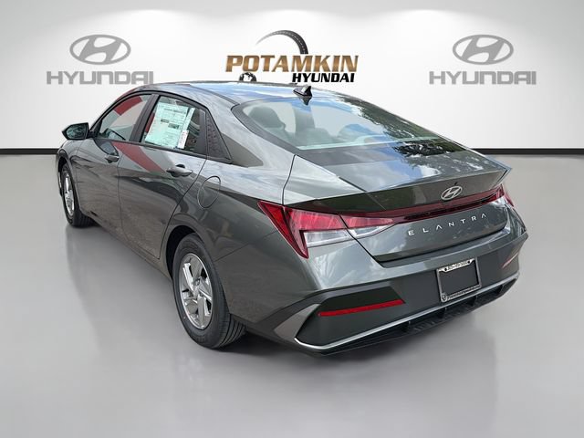 New 2026 Hyundai Elantra SE FWD image 7