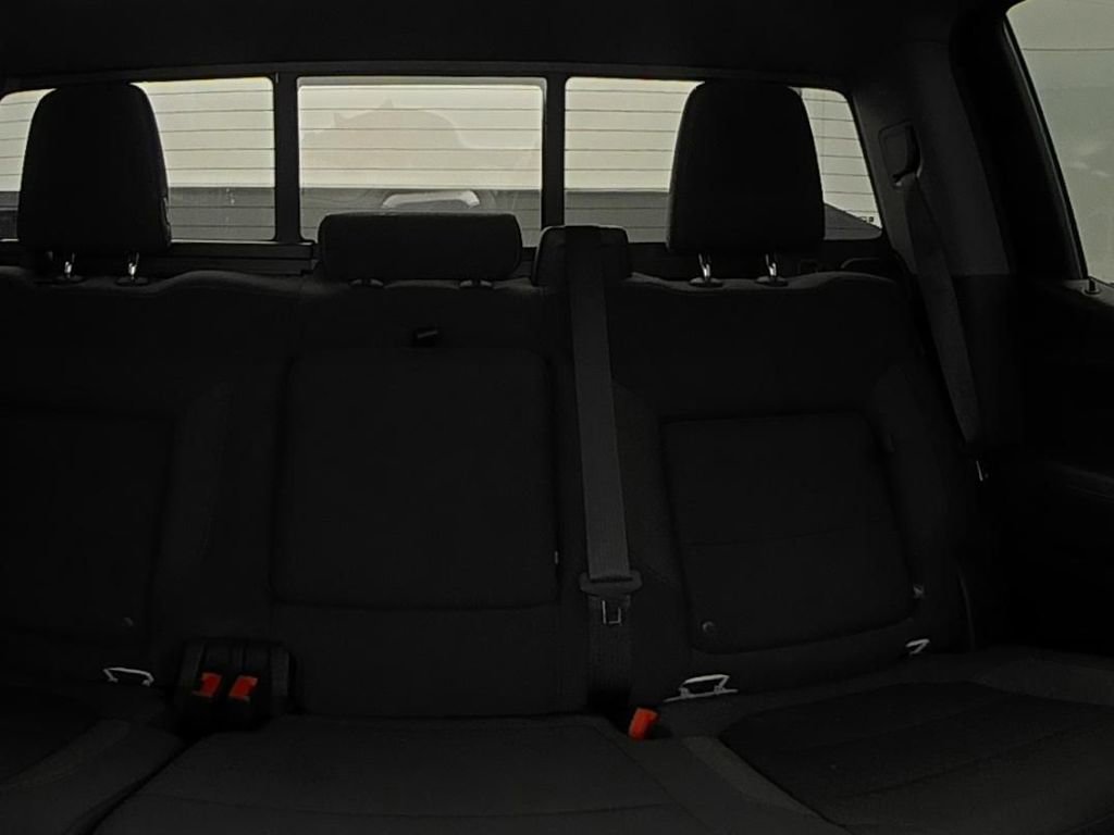 Used 2020 Chevrolet Silverado 1500 RST w/ All-Star Edition RWD image 10