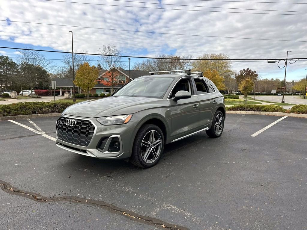 Used 2024 Audi Q5 e Premium image 3