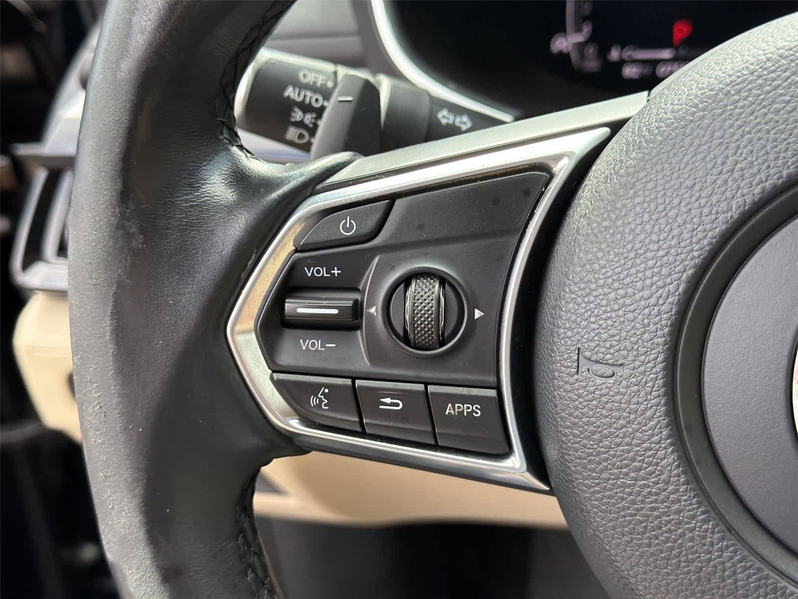 Used 2022 Acura MDX w/ Technology Package AWD/4WD image 34