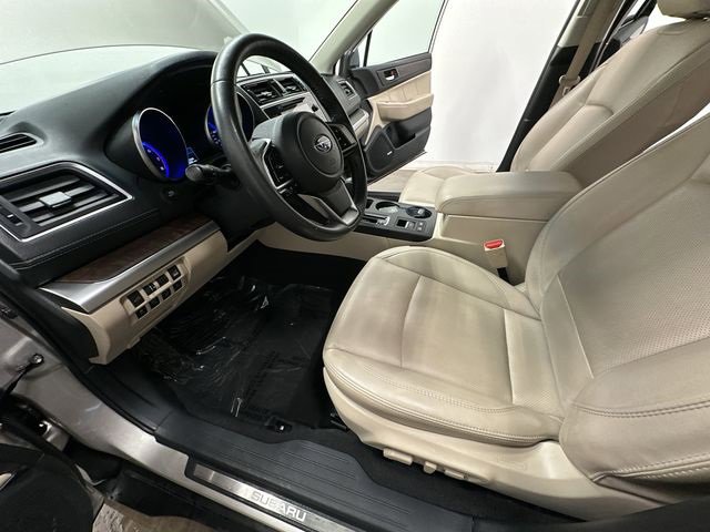 Used 2019 Subaru Outback 2.5i Limited w/ Popular Package #2 image 17