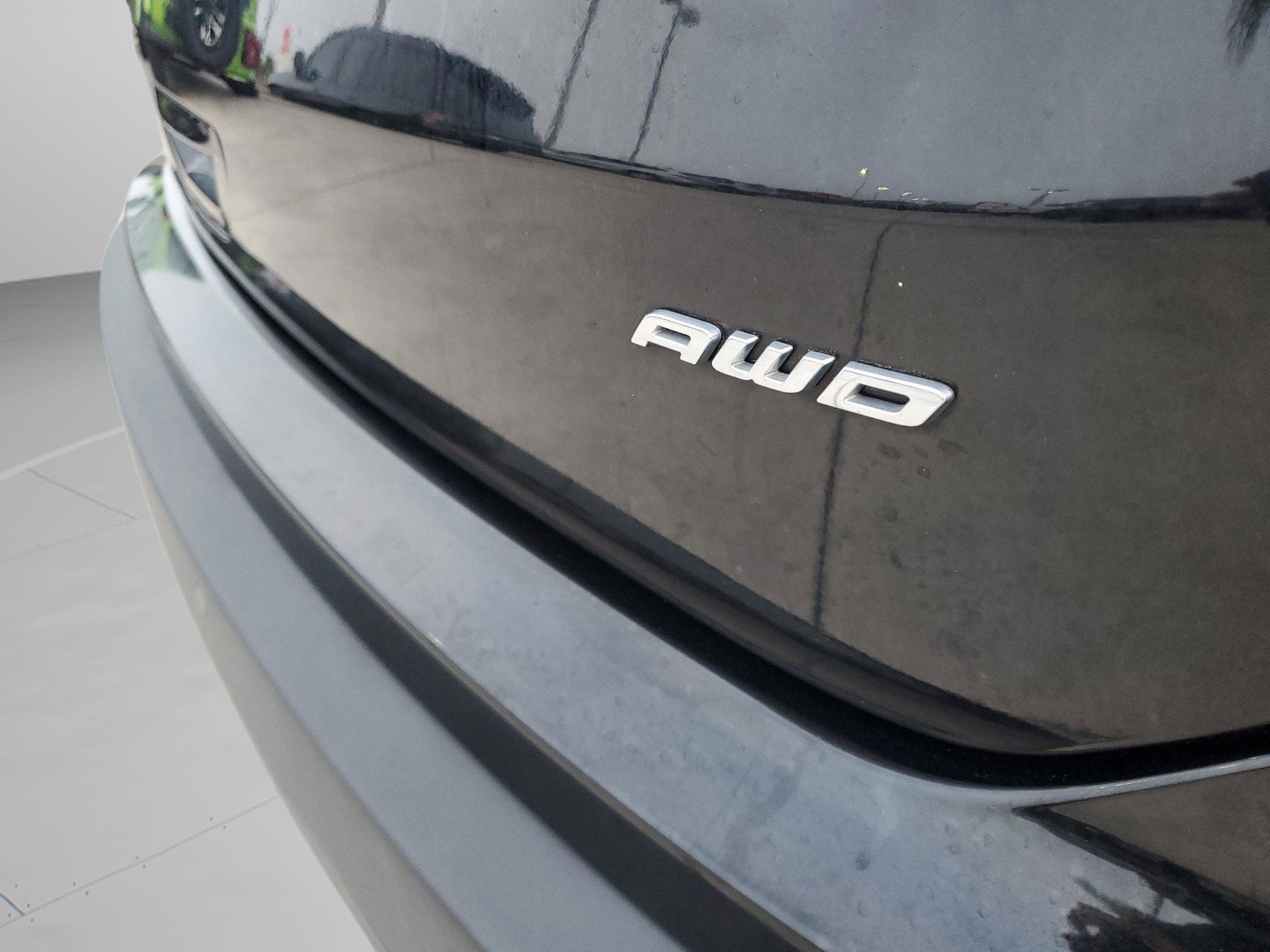 Used 2024 Ford Edge SEL w/ Sport Appearance Package image 7