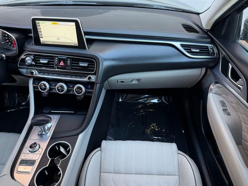 Used 2020 Genesis G70 2.0T w/ Prestige Package AWD/4WD image 27