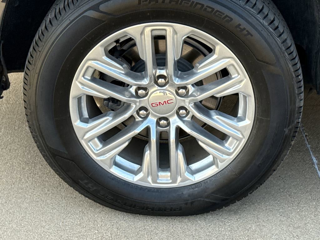 Used 2023 GMC Yukon SLT RWD image 10