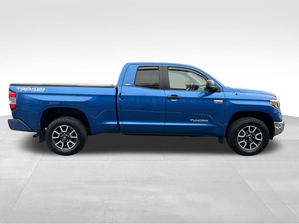 Used 2018 Toyota Tundra SR5 w/ TRD Off Road Package image 6