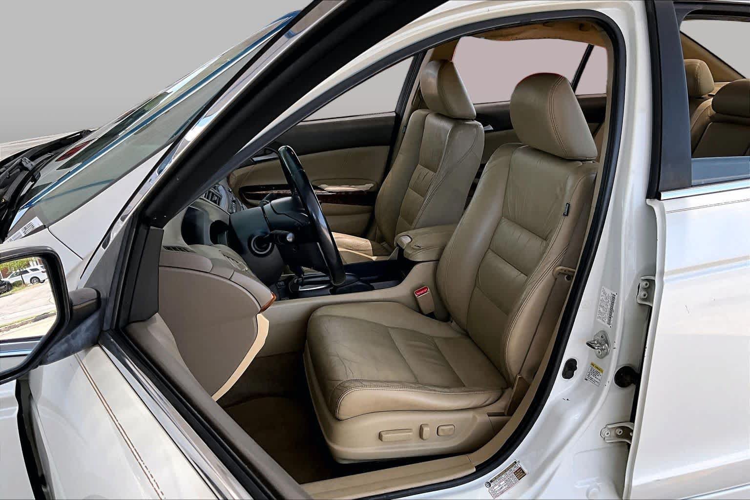 Used 2010 Honda Accord EX-L image 7