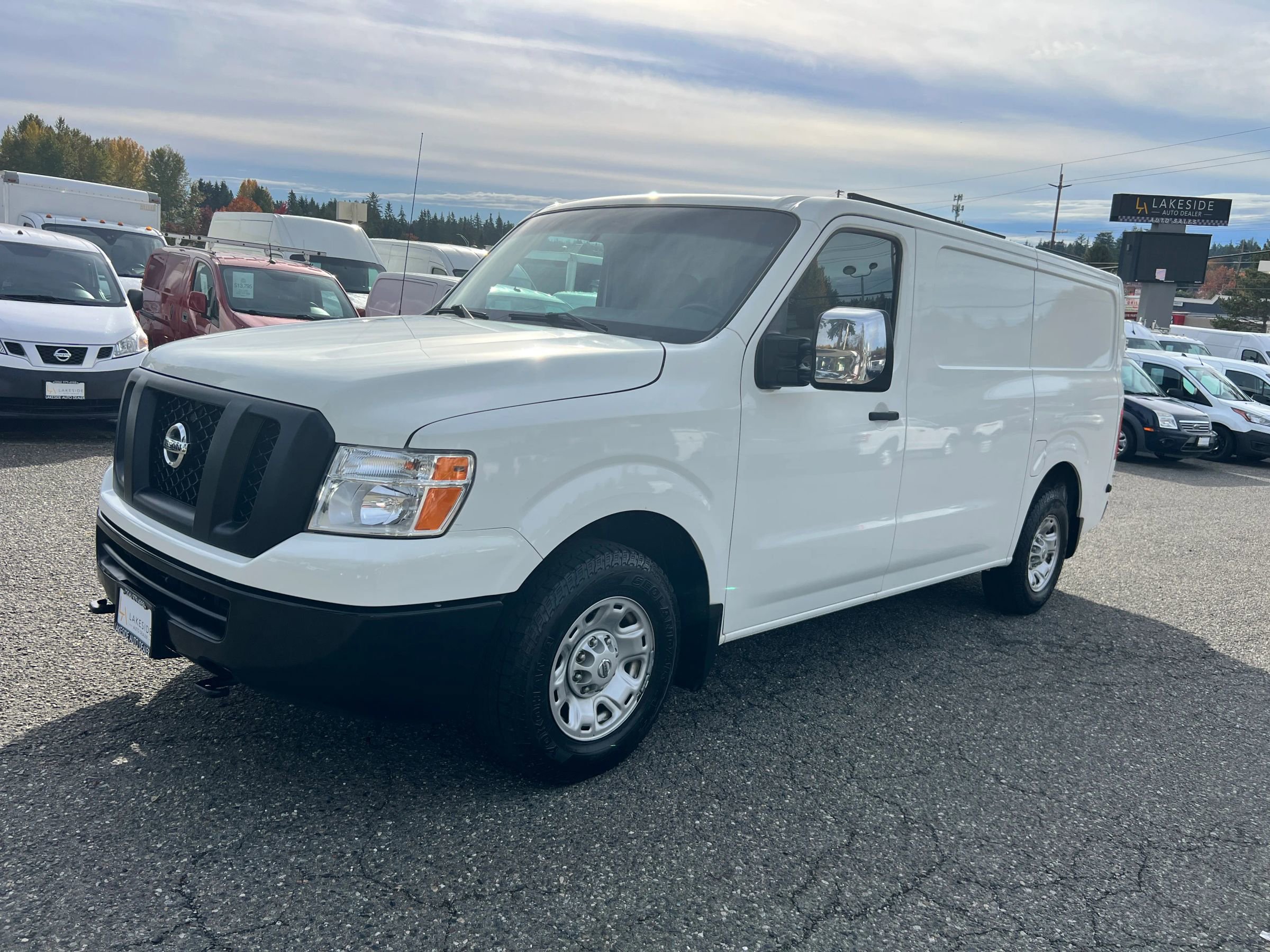 Used 2021 Nissan NV 3500 SV