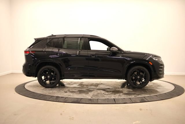 New 2026 Volkswagen Tiguan SE R-Line AWD/4WD image 2