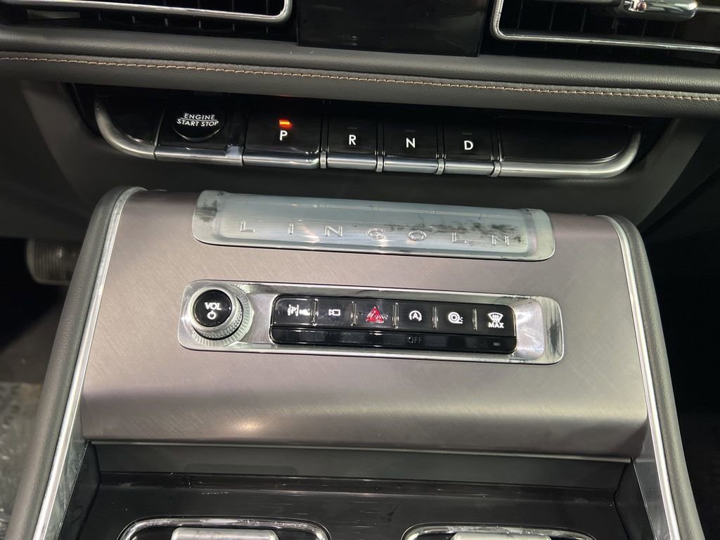 Used 2026 Lincoln Aviator AWD image 14