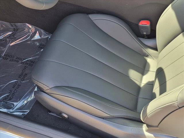 New 2027 Mercedes-Benz CLE 300 4MATIC Cabriolet image 4