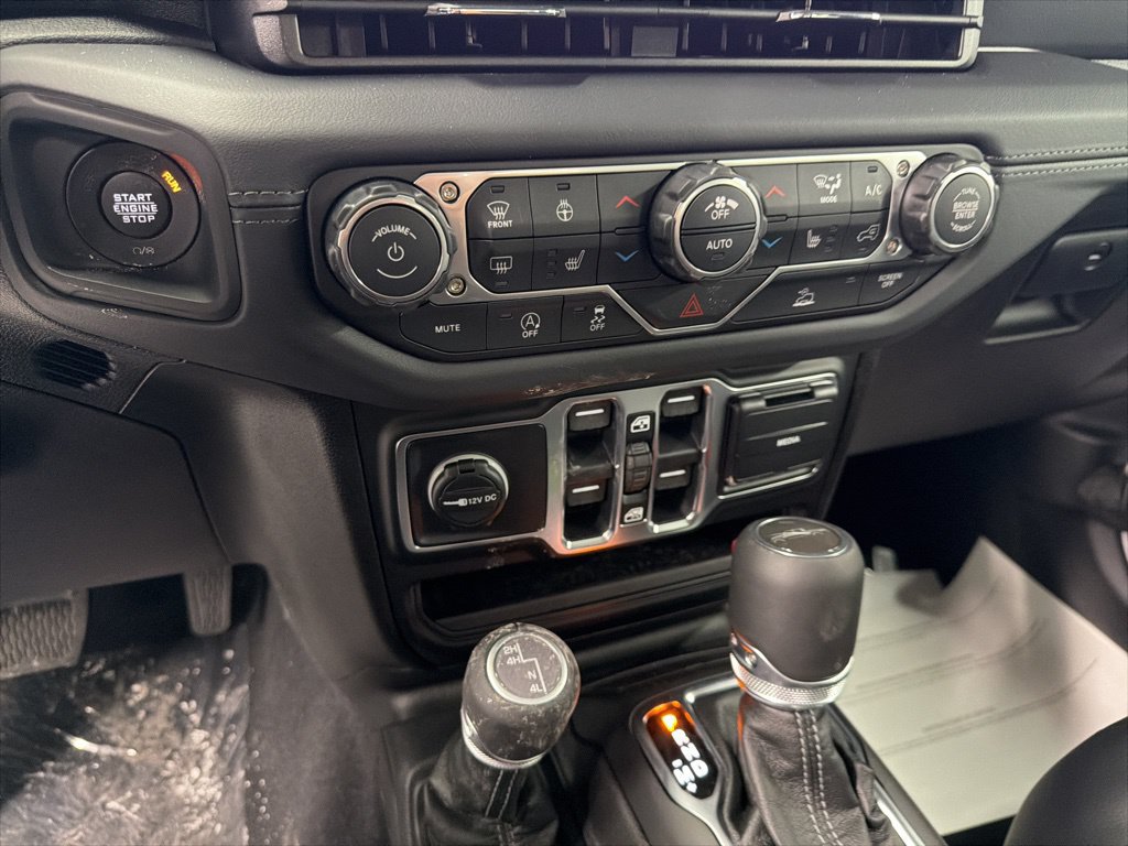 New 2026 Jeep Gladiator Sport AWD/4WD image 21