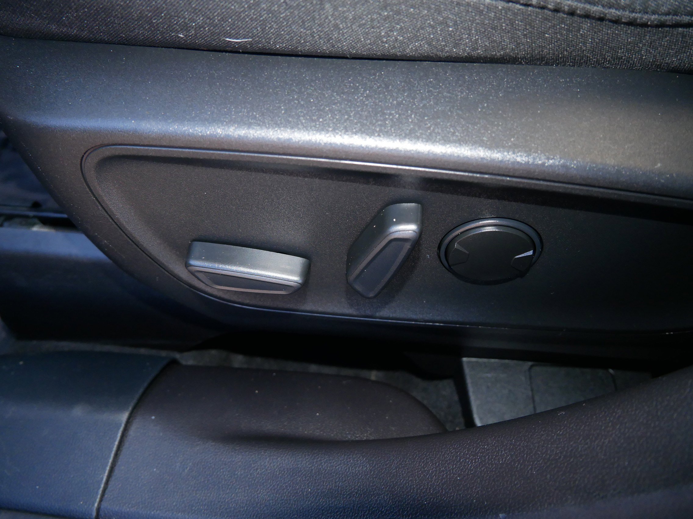 Used 2023 Ford Escape Active w/ Tech Pack #2 AWD/4WD image 19